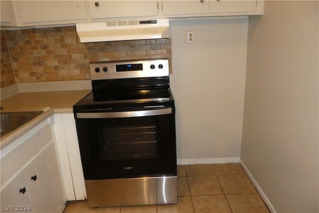 212 Orland Street 30, Las Vegas, NV 89107