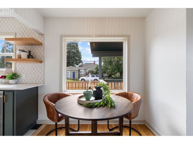 6909 Ne Multnomah St A, Portland, OR 97213