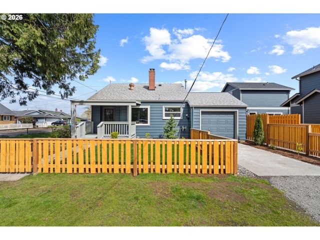 6909 Ne Multnomah St A, Portland, OR 97213