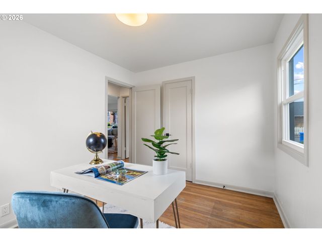 6909 Ne Multnomah St A, Portland, OR 97213