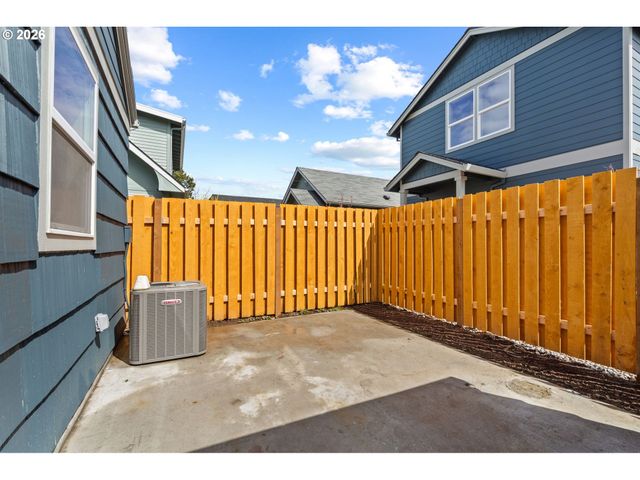 6909 Ne Multnomah St A, Portland, OR 97213