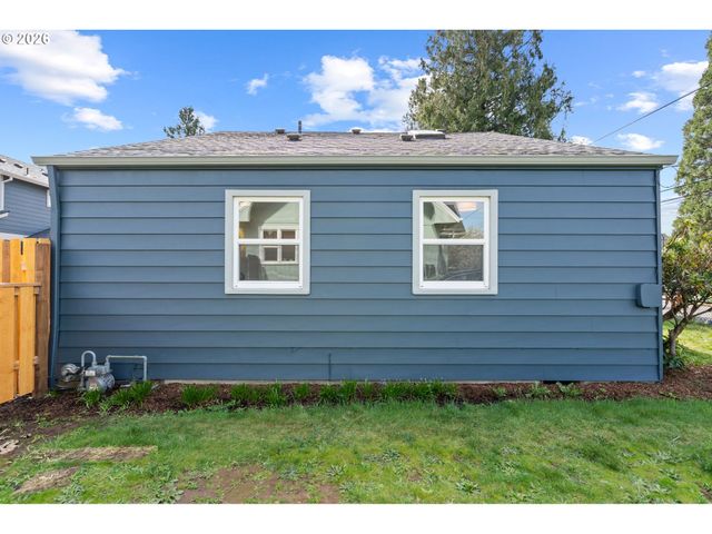 6909 Ne Multnomah St A, Portland, OR 97213