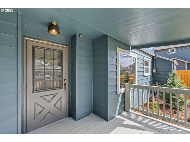 6909 Ne Multnomah St A, Portland, OR 97213