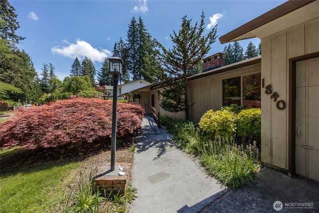 1840 Centerwood Drive SE, Olympia, WA 98501