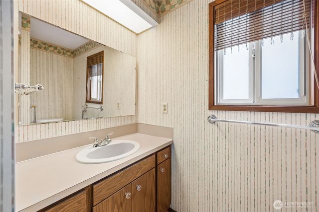 1840 Centerwood Drive SE, Olympia, WA 98501