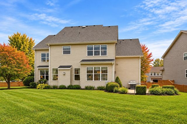 233 Willington Way, Oswego, IL 60543