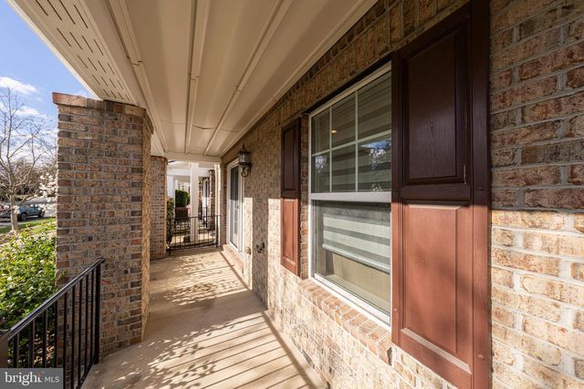 567 VAN BUREN ST, Herndon, VA 20170