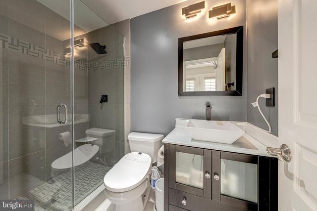 567 VAN BUREN ST, Herndon, VA 20170