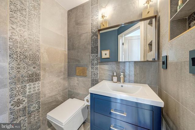 567 VAN BUREN ST, Herndon, VA 20170