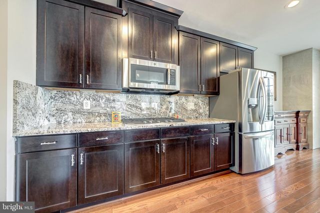 567 VAN BUREN ST, Herndon, VA 20170