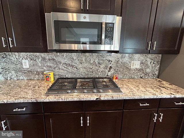 567 VAN BUREN ST, Herndon, VA 20170