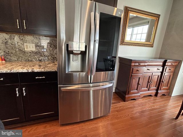 567 VAN BUREN ST, Herndon, VA 20170