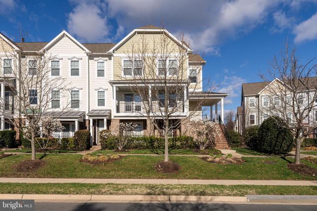 567 VAN BUREN ST, Herndon, VA 20170