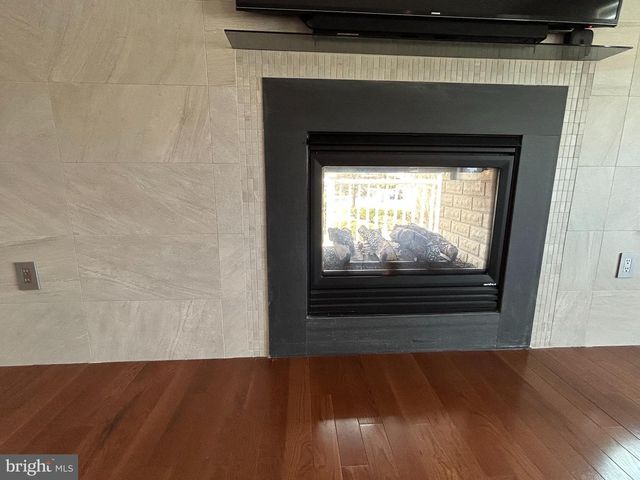 567 VAN BUREN ST, Herndon, VA 20170