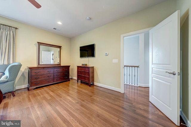 567 VAN BUREN ST, Herndon, VA 20170