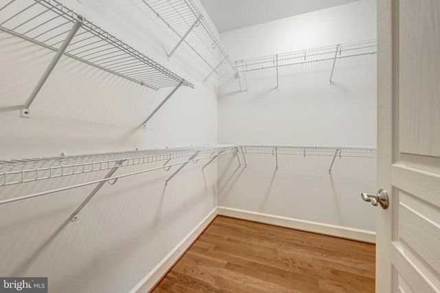 567 VAN BUREN ST, Herndon, VA 20170