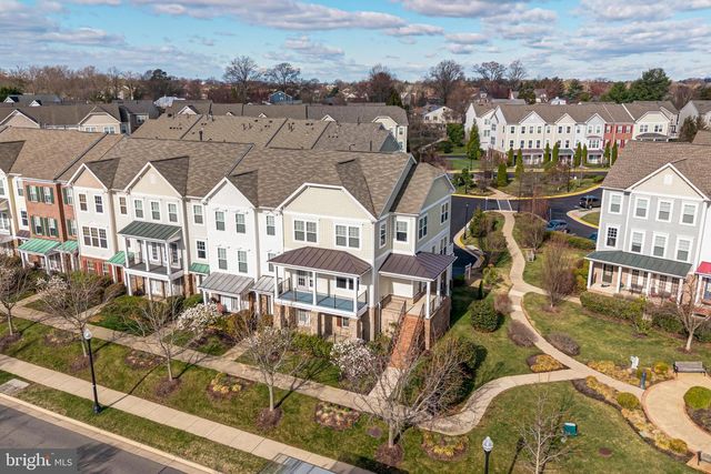 567 VAN BUREN ST, Herndon, VA 20170