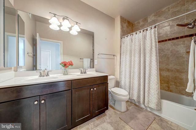 567 VAN BUREN ST, Herndon, VA 20170