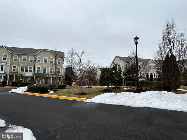 567 VAN BUREN ST, Herndon, VA 20170