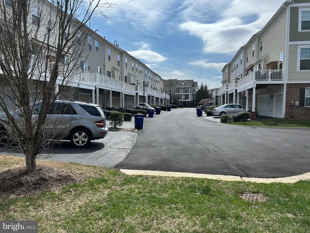 567 VAN BUREN ST, Herndon, VA 20170