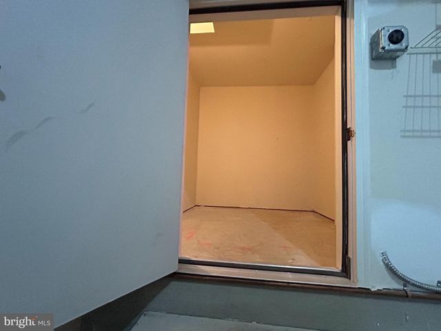 567 VAN BUREN ST, Herndon, VA 20170