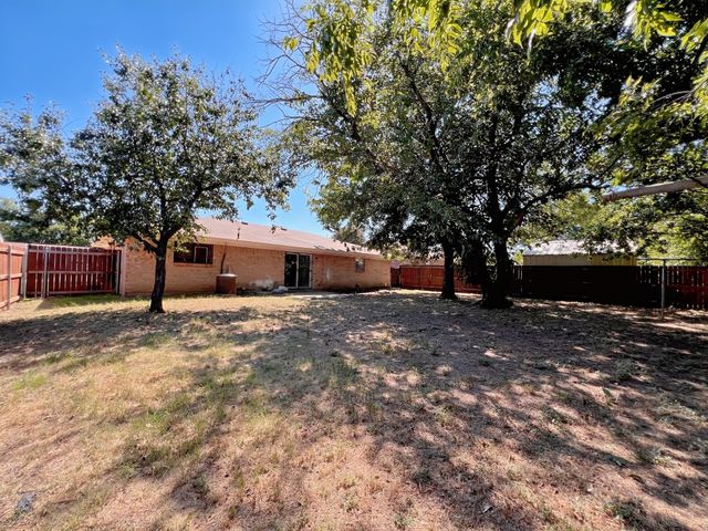1113 Parsons Lane, Fort Worth, TX 76106