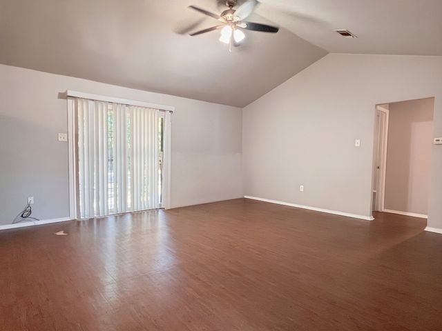 1113 Parsons Lane, Fort Worth, TX 76106