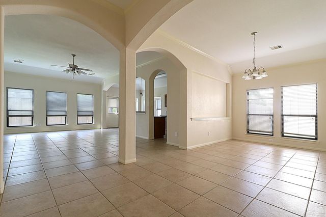 19135 Center Park Drive, Spring, TX 77373