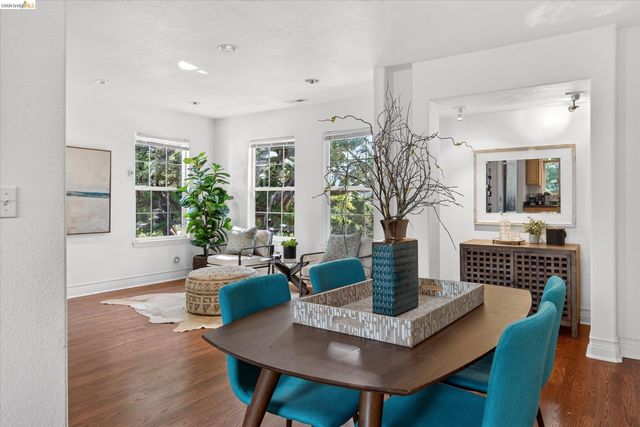 7925 Greenly, Oakland, CA 94605