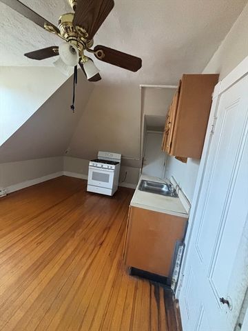 31 Lawrence Ave, Boston, MA 02121