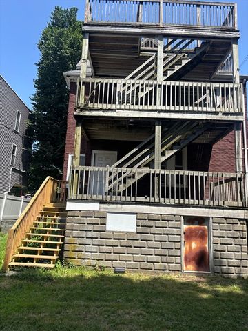 31 Lawrence Ave, Boston, MA 02121