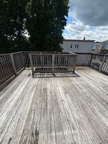 31 Lawrence Ave, Boston, MA 02121