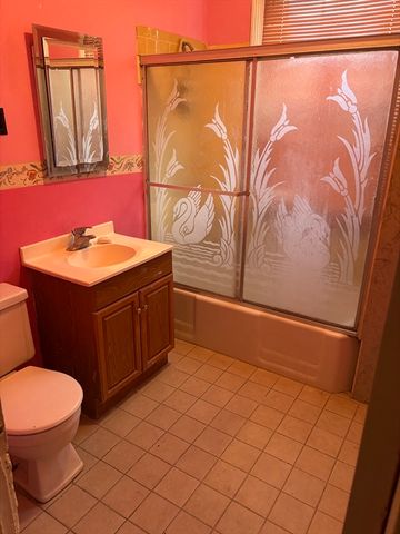 31 Lawrence Ave, Boston, MA 02121