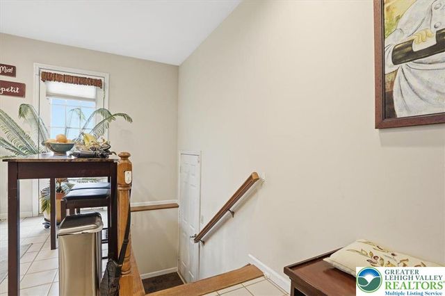 9 Aspen Court, Forks Twp, PA 18040