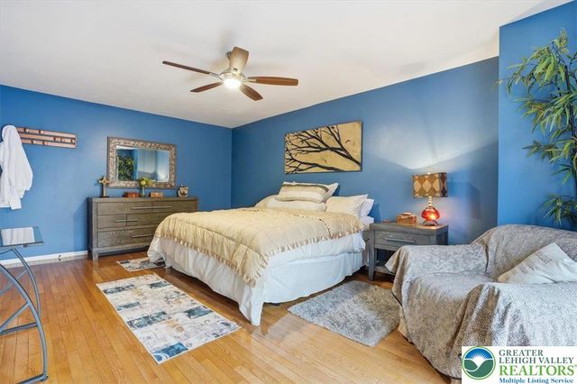 9 Aspen Court, Forks Twp, PA 18040