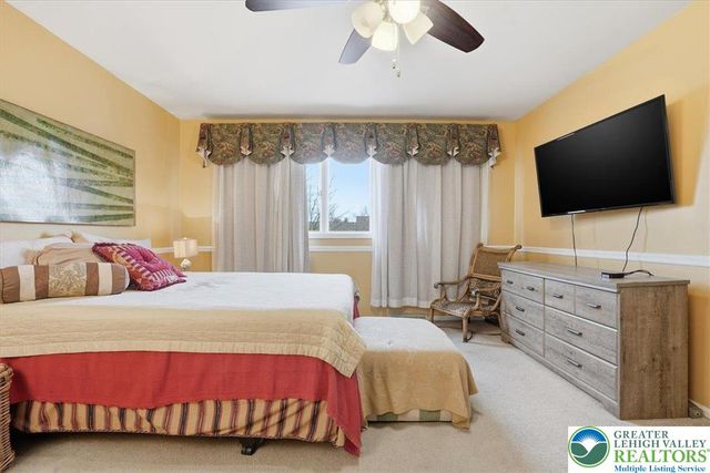 9 Aspen Court, Forks Twp, PA 18040