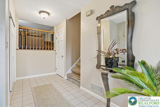 9 Aspen Court, Forks Twp, PA 18040