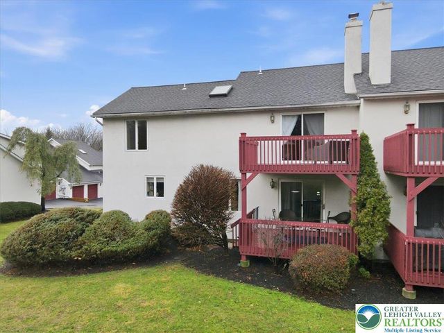 9 Aspen Court, Forks Twp, PA 18040