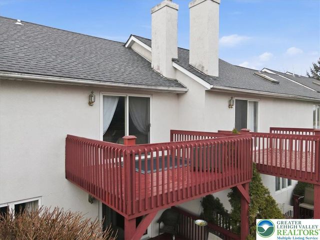 9 Aspen Court, Forks Twp, PA 18040