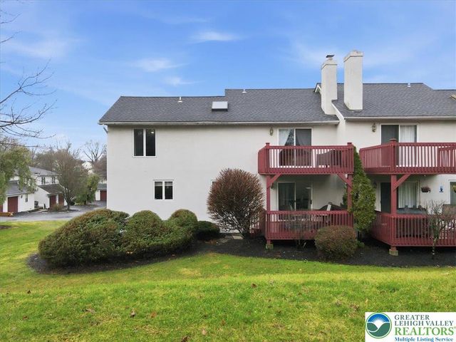 9 Aspen Court, Forks Twp, PA 18040