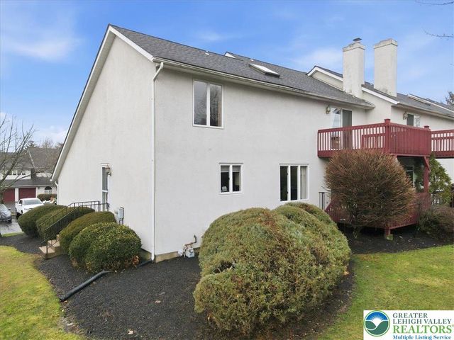 9 Aspen Court, Forks Twp, PA 18040