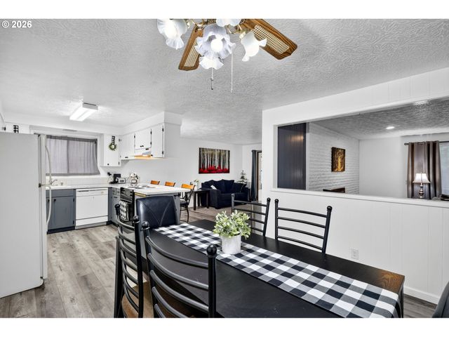 7525 Se ELDORADO St, Milwaukie, OR 97267