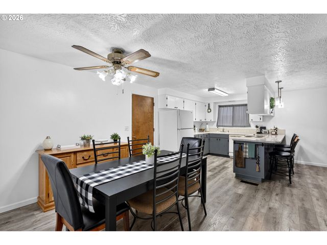 7525 Se ELDORADO St, Milwaukie, OR 97267