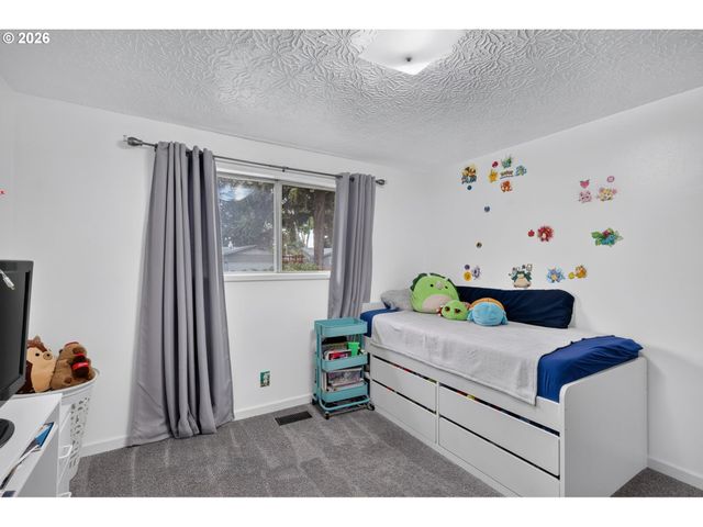 7525 Se ELDORADO St, Milwaukie, OR 97267