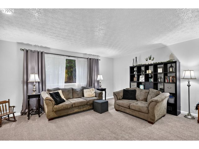 7525 Se ELDORADO St, Milwaukie, OR 97267