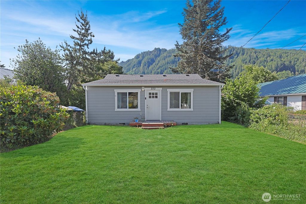 373 Adams Avenue, Morton, WA 98356