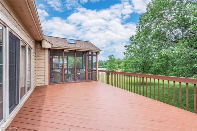 2137 Waters Edge Drive, Westlake, OH 44145