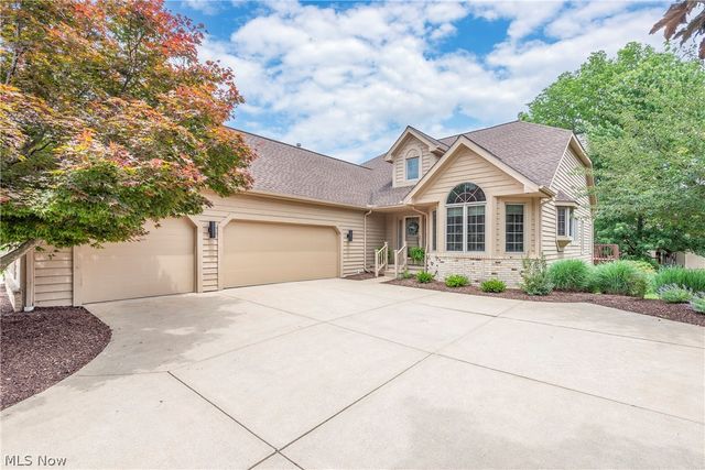 2137 Waters Edge Drive, Westlake, OH 44145