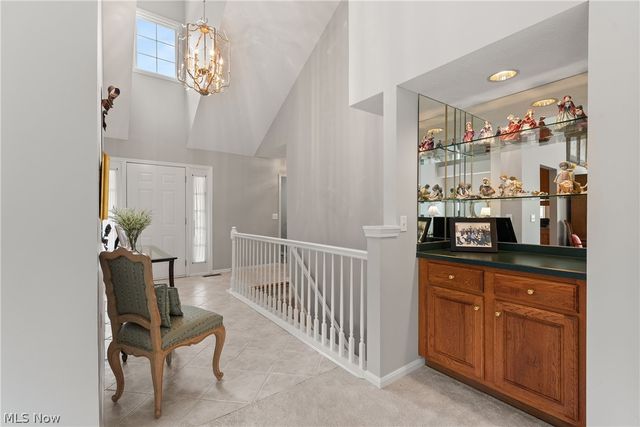 2137 Waters Edge Drive, Westlake, OH 44145