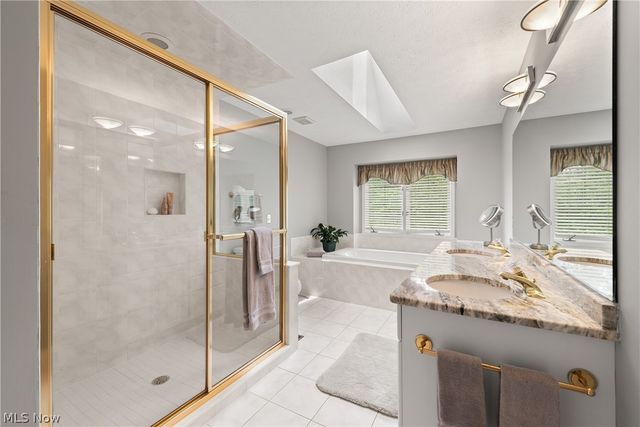2137 Waters Edge Drive, Westlake, OH 44145